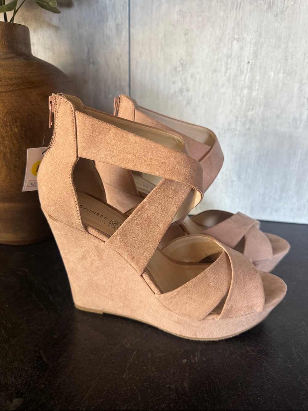 Chinese Laundry | Blush Pink Suede Wedge Sandals | 10